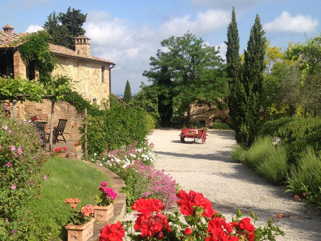 Podere La Casetta - Casa Di Campagna มอนตาโยเน ภายนอก รูปภาพ
